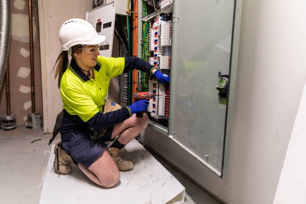 Best Licensed Electrician  in Hooverson Heights, WV